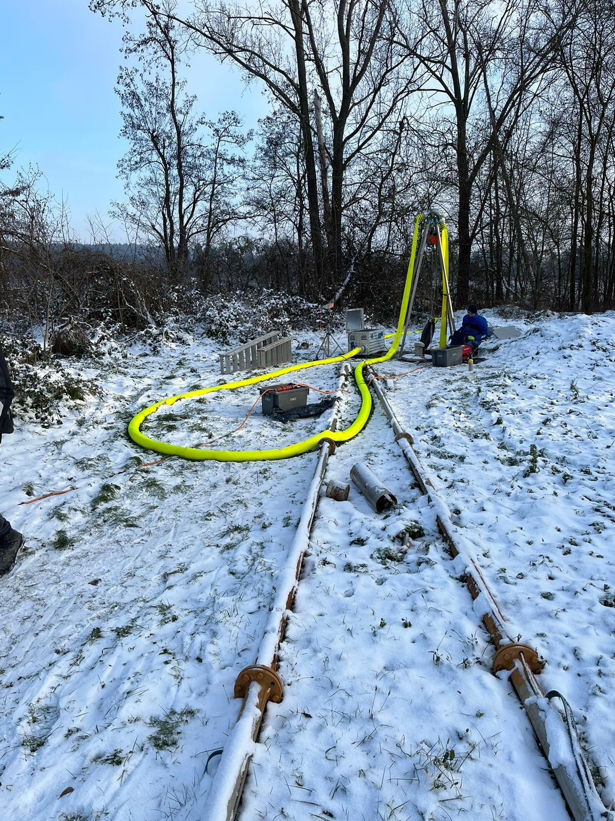 Hoszivattyu Forraskut Tavolrol