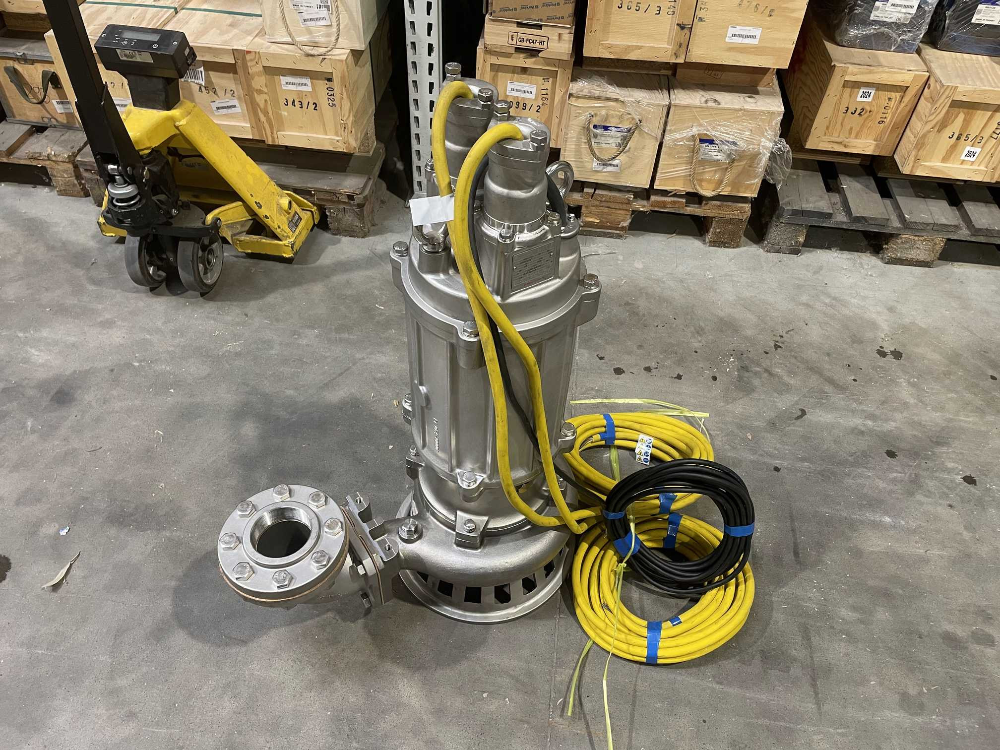 Tsurumi  80SFQ211 szivattyú felülnézetben