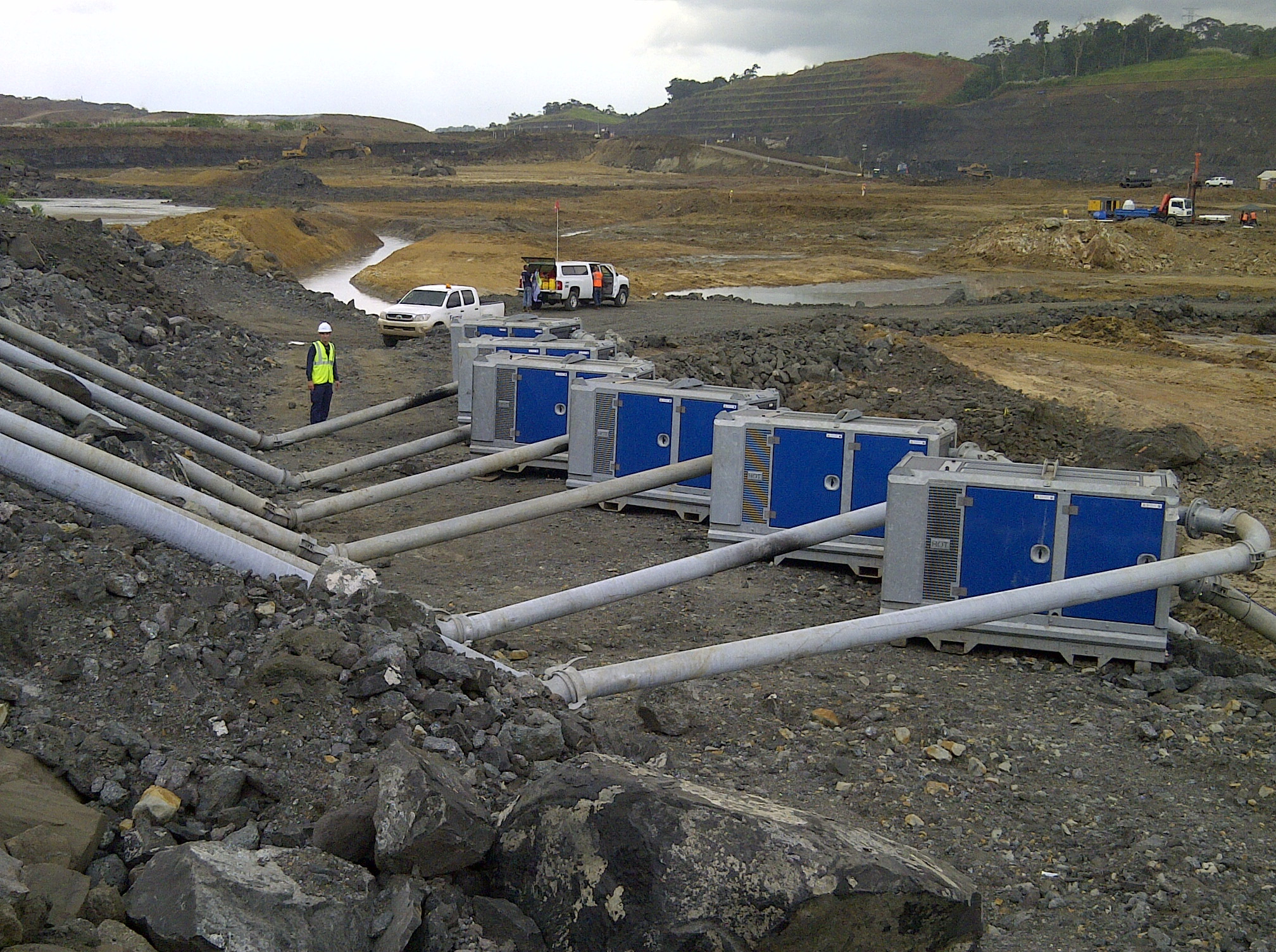 BBA BA100E D265  víztelenítő szivattyúrendszer földterület víztelenítés közben