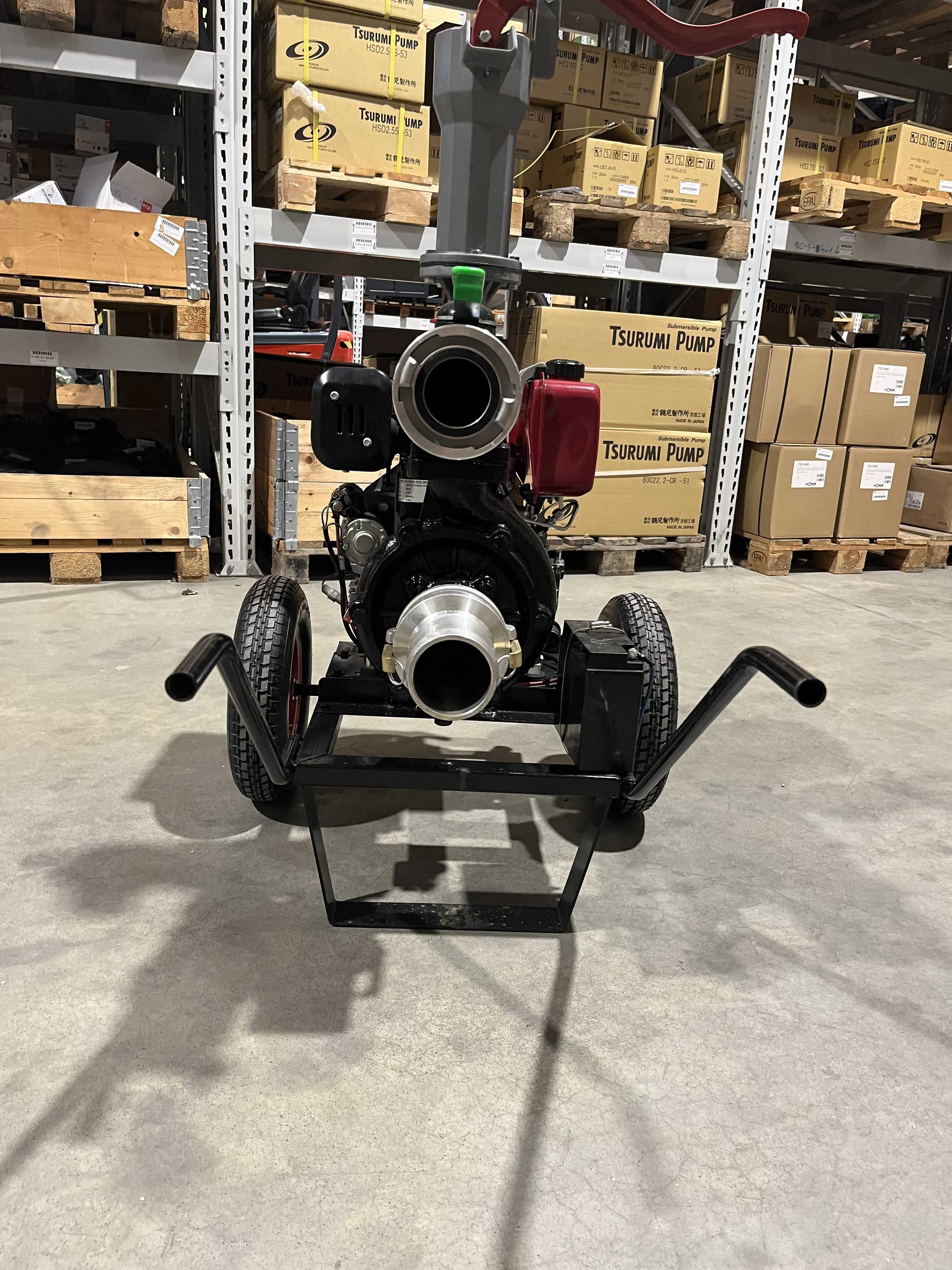 DWP 188 K4  öntözőszivattyú raktári környezetben hátsó nézetben