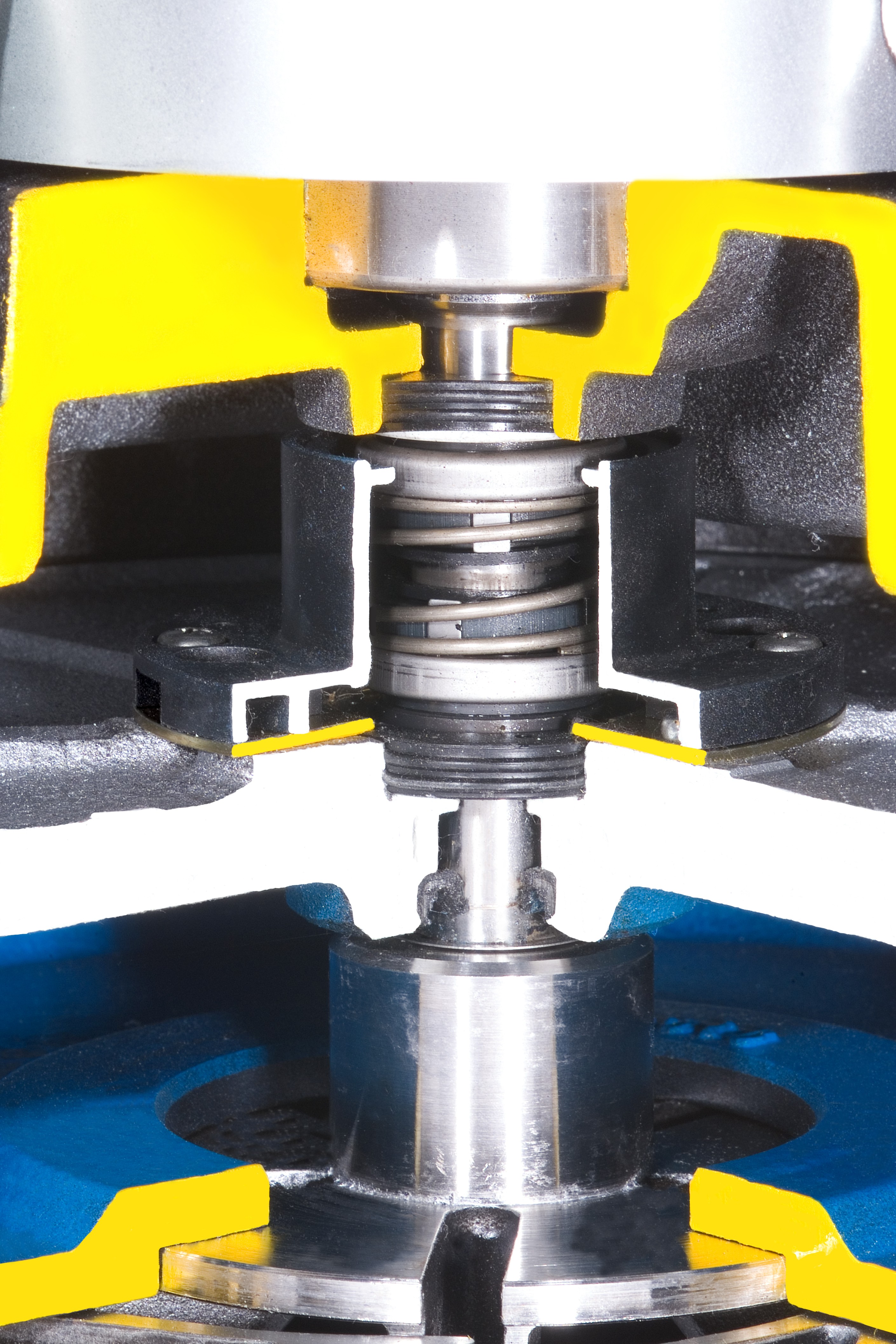 Tsurumi 150TRN440 mélylevegőztető szivattyú tömítő rendszere metszeti képen