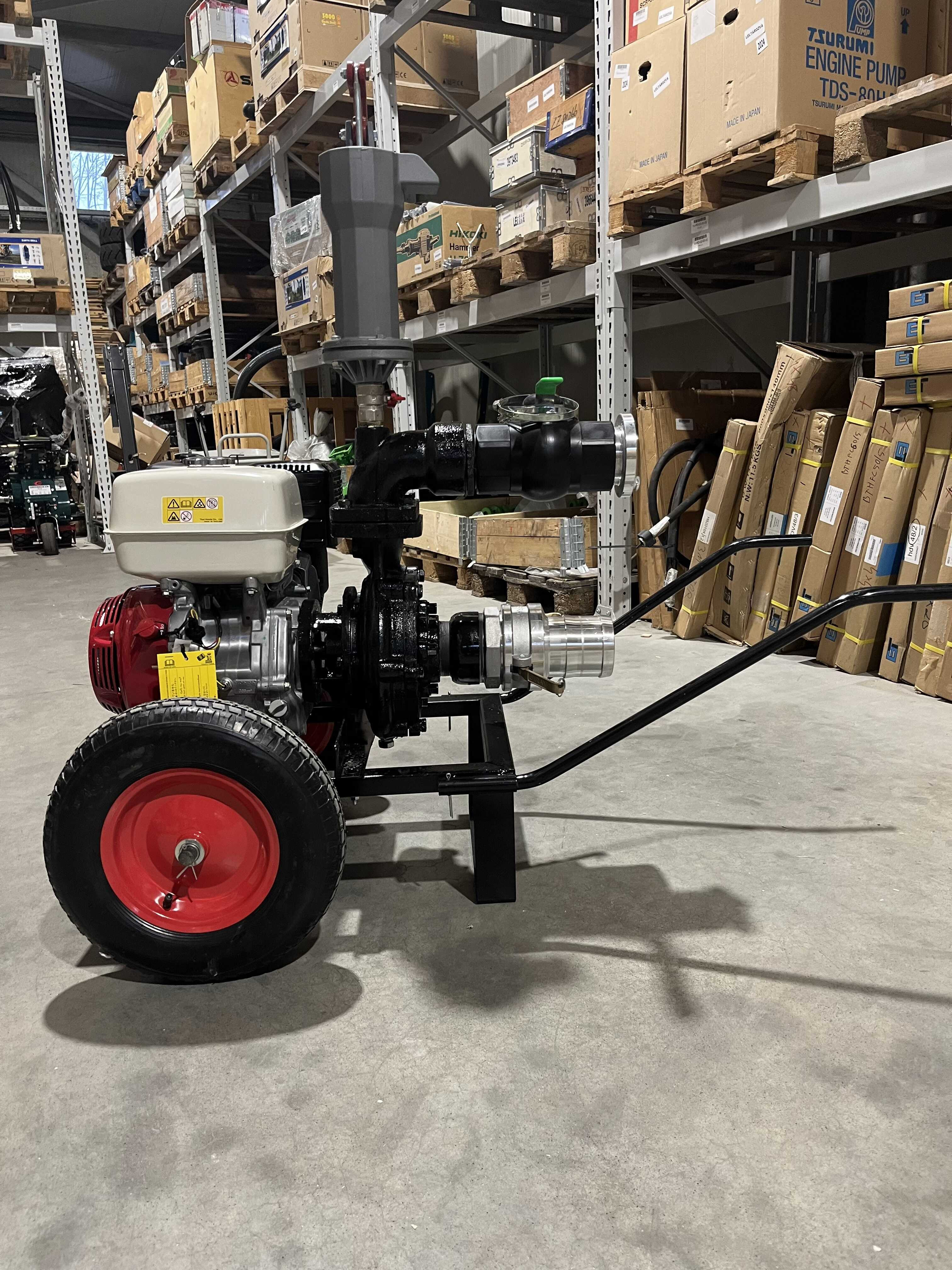 DWP 390 H4 nagynyomású benzinmotoros öntözőszivattyú bal oldali nézet