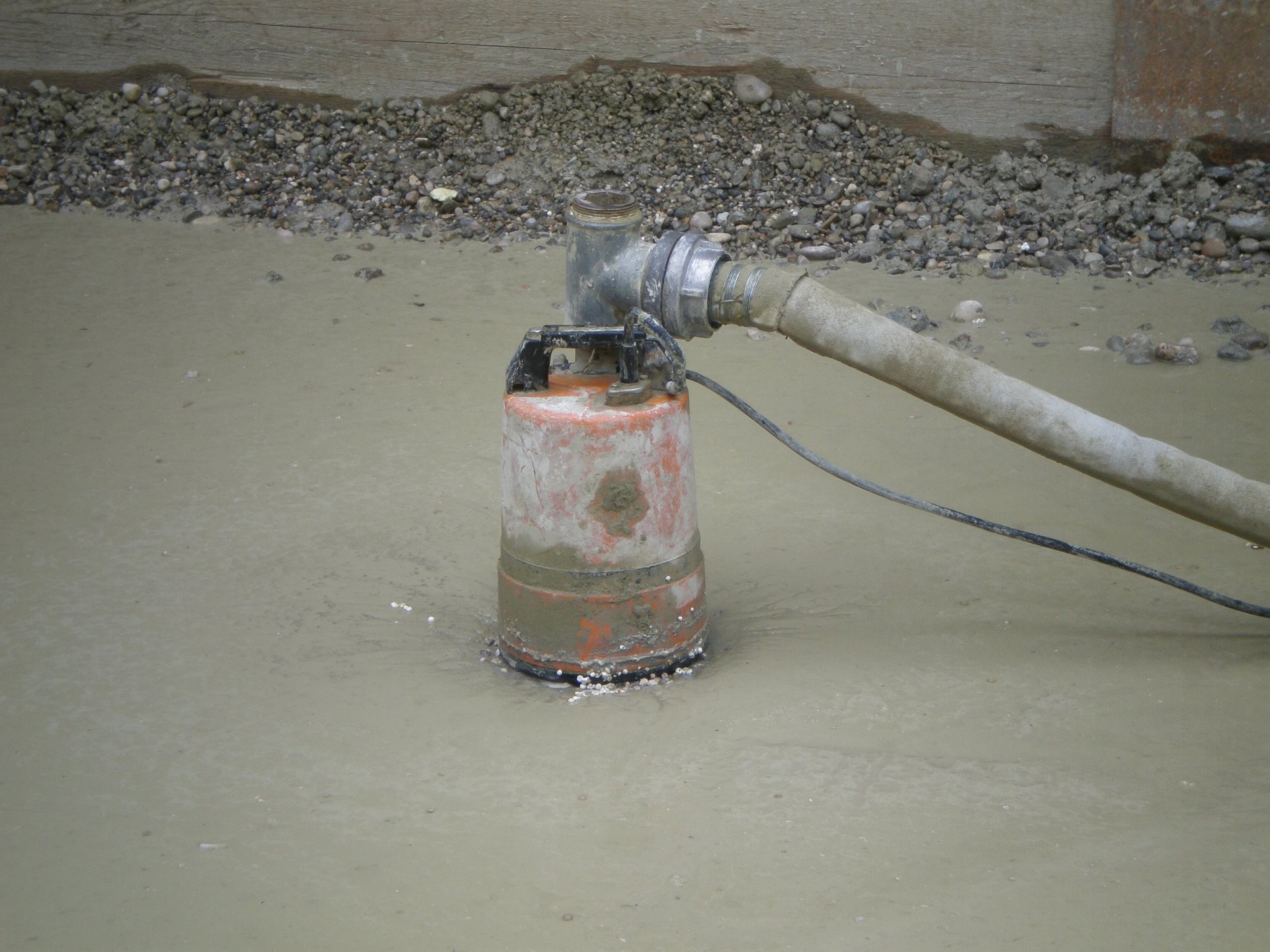 Tsurumi LSC1.4S zagyszivattyú 1mm folyadékszint