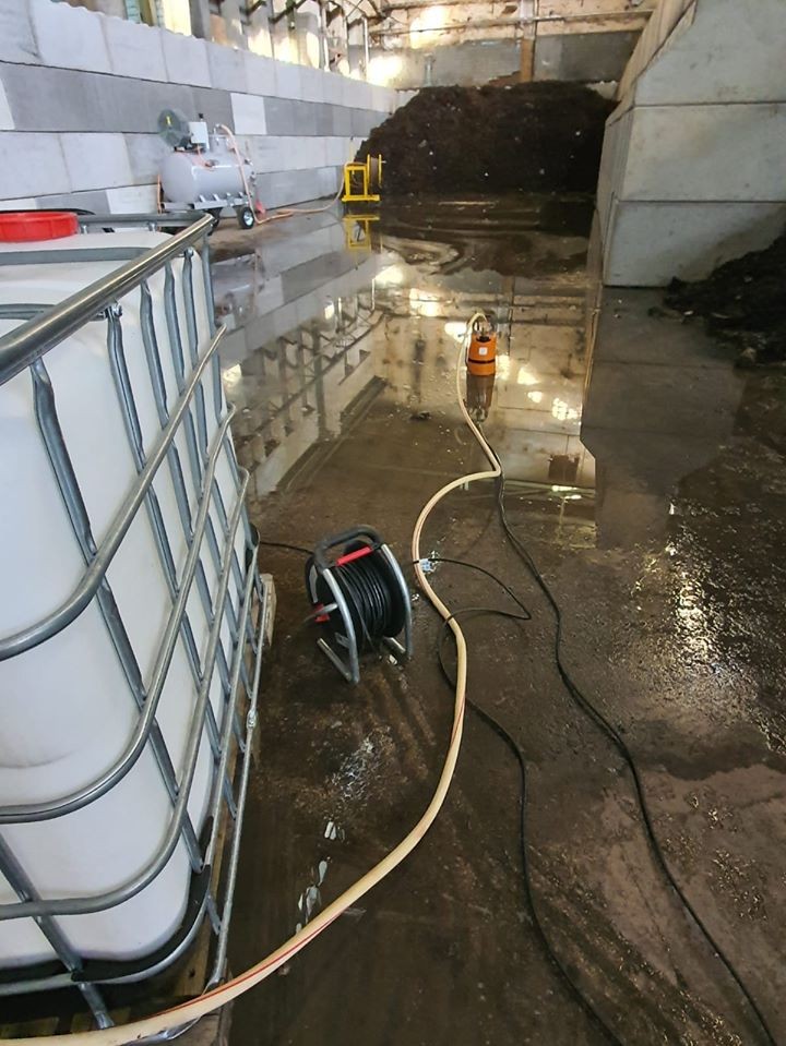 Tsurumi LSC1.4S zagyszivattyú 1mm katasztrófavédelmi célokra is